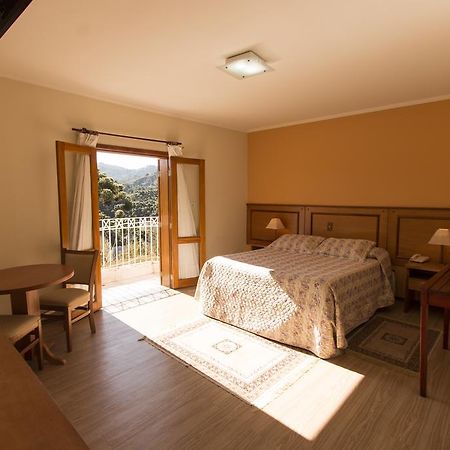 Pousada Alto D'Ouro Campos do Jordao Room photo