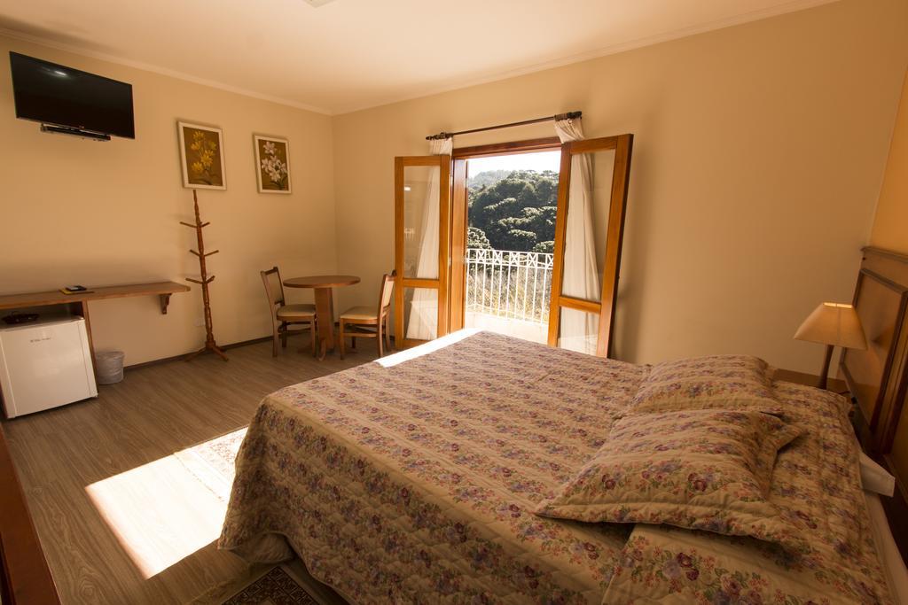 Pousada Alto D'Ouro Campos do Jordao Room photo