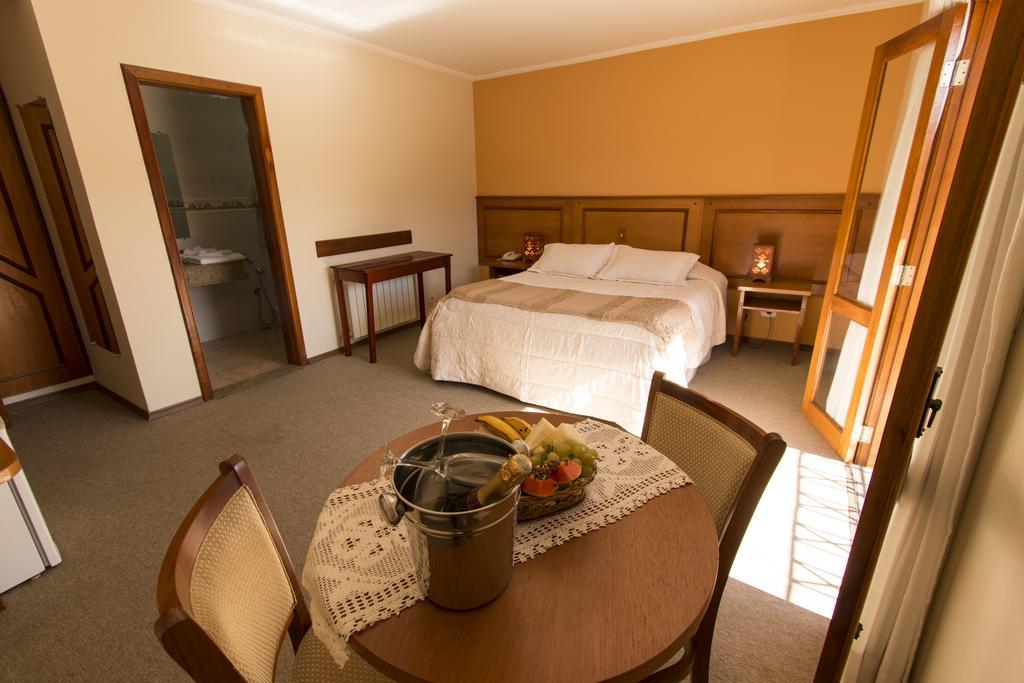 Pousada Alto D'Ouro Campos do Jordao Room photo