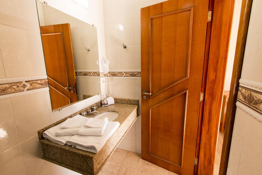 Pousada Alto D'Ouro Campos do Jordao Room photo