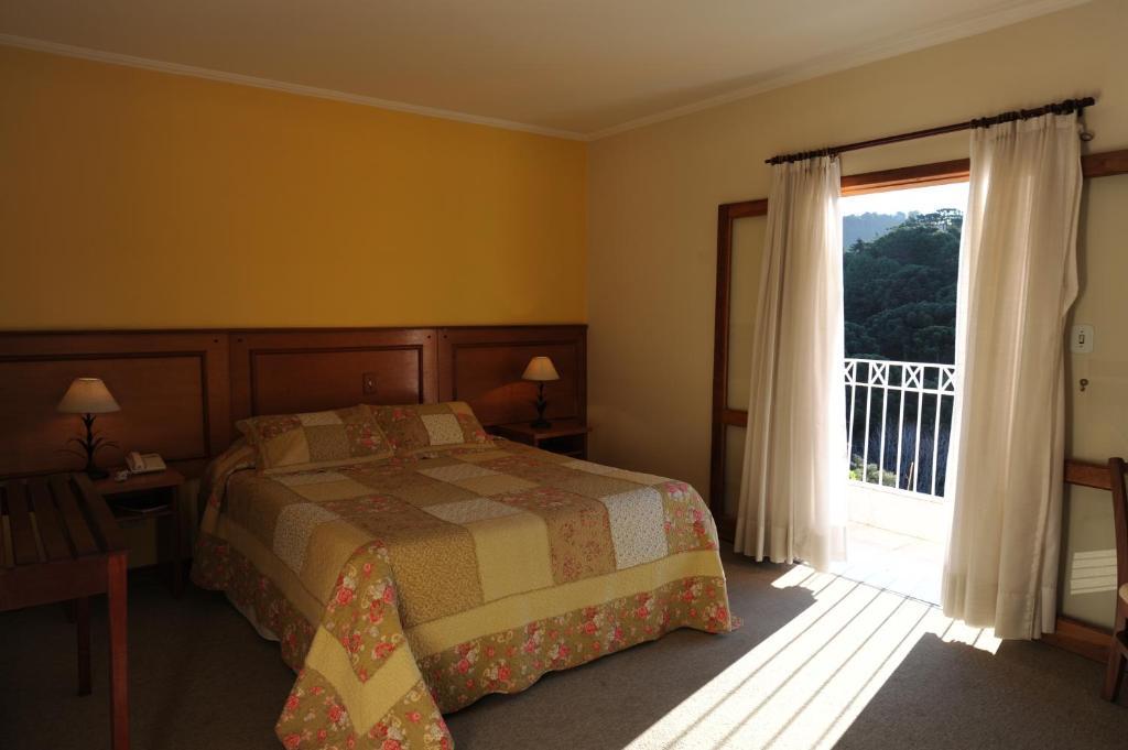 Pousada Alto D'Ouro Campos do Jordao Room photo
